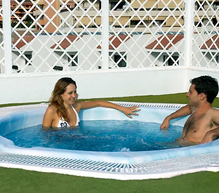 Apartmanhotel Aguamar Apartamentos, Cristianos Downtown 3*