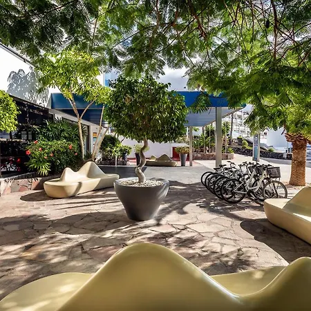 Aguamar Apartamentos, Cristianos Downtown